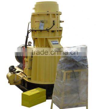 Small wood pellet machine