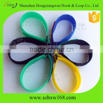 Wholesale popularized self-locking fixed hook loop cable manager