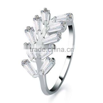 2016 Rellecona spicate shape cubic zirconia ring in white gold plated for women girls