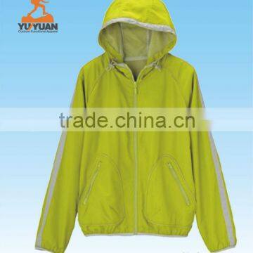 Customer hooded lightweight windbreaker jacket for lady