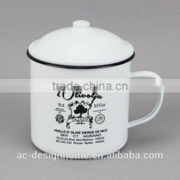 ENAMEL IRON STORAGE CUP W/LID & HANDLE