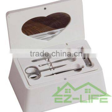 High Quality Plastic Medical Cabinet First Aid Plastic Manufaturer Small Keyboard Storage Box/kit With Lock and Layers