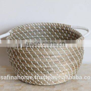 Round sea grass storage basket with handles