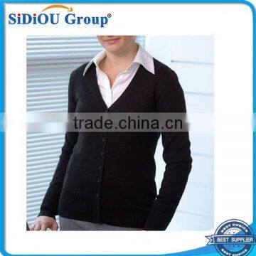 Women's wool flat knitted cardigan sweater