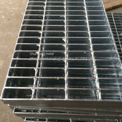 Steel grating plate of parking lot