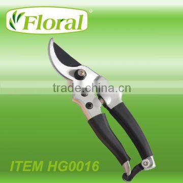 gardening Pruners with plastic handle