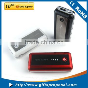 Power Bank External Battery Portable Charger with LCD Screen 2A Fast Charging