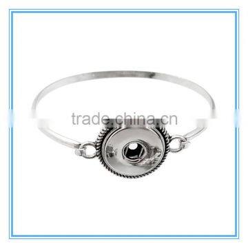 Thin Solid Band Snap Charm Bracelet {Stainless Steel}