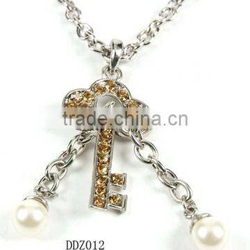 Fashion Jewelry,Crystal Necklace key-shaped Pendant with pearl