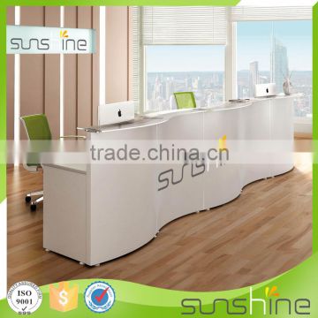 2016 New design wave shape white MDF spa reception desk dimensions YS-RCT02