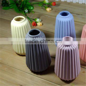 2016 new design ceramic perfume diffuser pot set