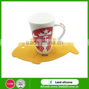 Eco-friendly custom fish shape heat resistant anti-slide silicone cup coaster / silicone cup mat