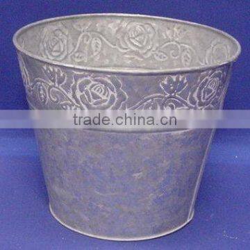 Metal flower pot