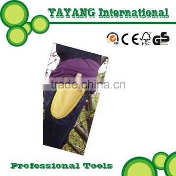 Pruner pouch with pocket