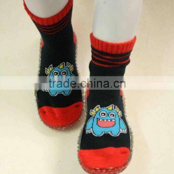 Kids anti slip sole socks with rubber