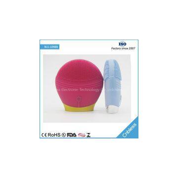 USB Charging Silicone Facial Cleaning Skin Device