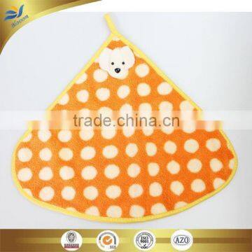 Polyester and Polyamide Microfiber Hand Towel Fan-shaped Towel With Ties Using Forkitchen Cleaning photo-3
