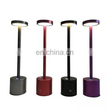 Shenzhen Wholesale Hotel Restaurant Golden Wireless Cordless USB Rechargeable Touch Dimming Desk Lamp photo-2
