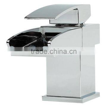 Chrome Deck Mounted Waterfall Basin Faucet Basin Mixer Tap MP117