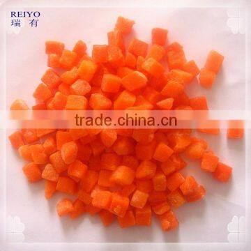 Frozen carrot dices