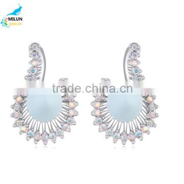 Fashion jewelry Gold plating earrings wholesale crystal earrings woman