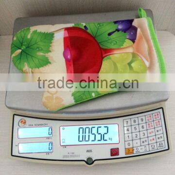 Bright Green Color Photo Printing Polyester (twill) 25g Pot Holder 55g Glove Kitchen Set photo-2