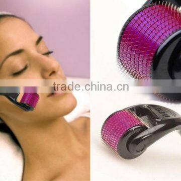 New hand-held rolling device derma roller treatment