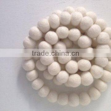 2016 Christmas decoration wool felt balls