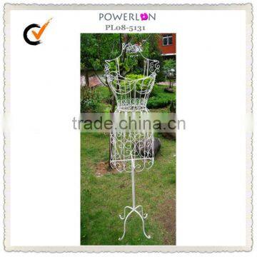 Free standing metal model cloth rack