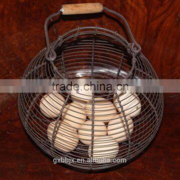 Oval Metal Wire Storage Basket With Wooden Handle photo-4