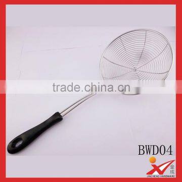 high quality 16"kitchen tools stainless steel stainer for oil filter with rubber coverd handle