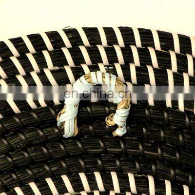 Wholesale Back And White Seagrass Boho Mirror With Plastic String Wall Mirror Decor Art Decor Manufacturer Vietnam Supplier photo-3