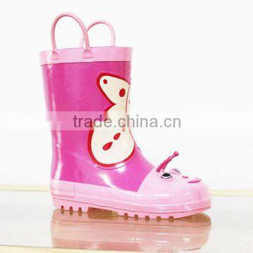 cute animate butterfly printed kids rain boots with handle,OEM cheap rubber boots,easy wearing rain shoes for children