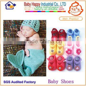 optional knitted baby shoes and knitted hat