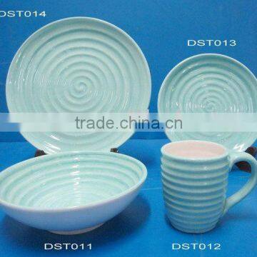 16pcs tableware set with embossed designs