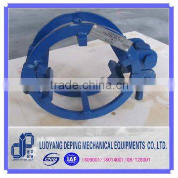 Munual clamp for pipe fitting