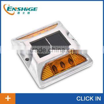 LED flashing solar road stud