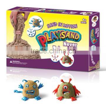 2014 hottest play sand set with monster molds