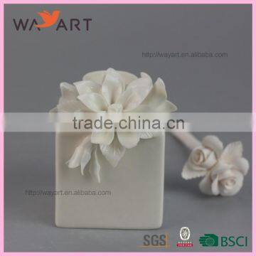 Fashion White Ceramic Flower Fragrance Diffuser For Sale photo-2