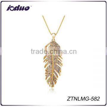 Free Shipping Fashion Crystal Leaf Pendant Necklace