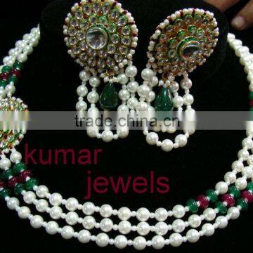 Kundan Set With Earring