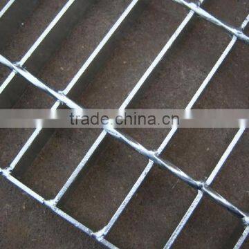 Steel grating making machine/steel grating