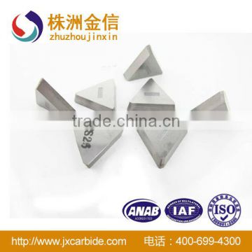 Cemented carbide indexable triangle milling inserts