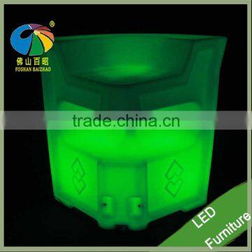 Modern Appearance and Bar Table Specific Use Led Bar Counter photo-5