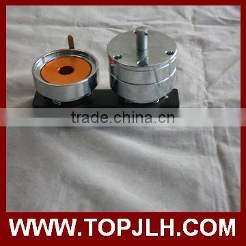 Cheap Badges Making Machine photo-4