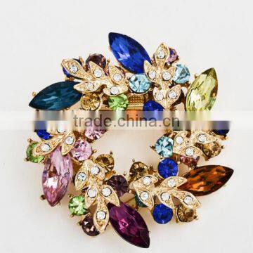 Zm53221a High Quality Fashion Women Flower Alloy Brooch With Gold Plated photo-2