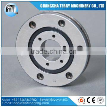 RU42 XRU2012 cross roller slewing bearing for robot