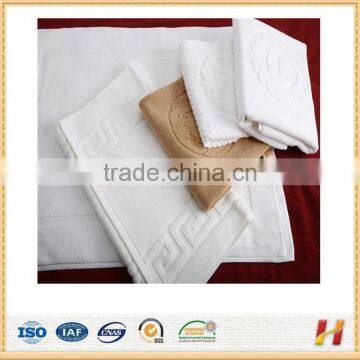 hotel towels and bed linen