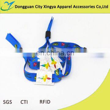 factory price customized 13.56mhz woven rfid wristbands