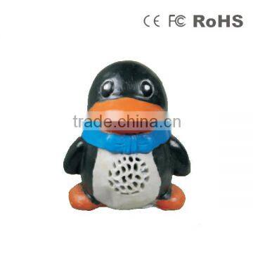 100 V cute animal penguin garden lawn speaker with CE certificate for pa sound system
